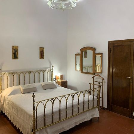 B&B Le 5 Vie Appartamento Con Camera Tripla Florens Exteriör bild