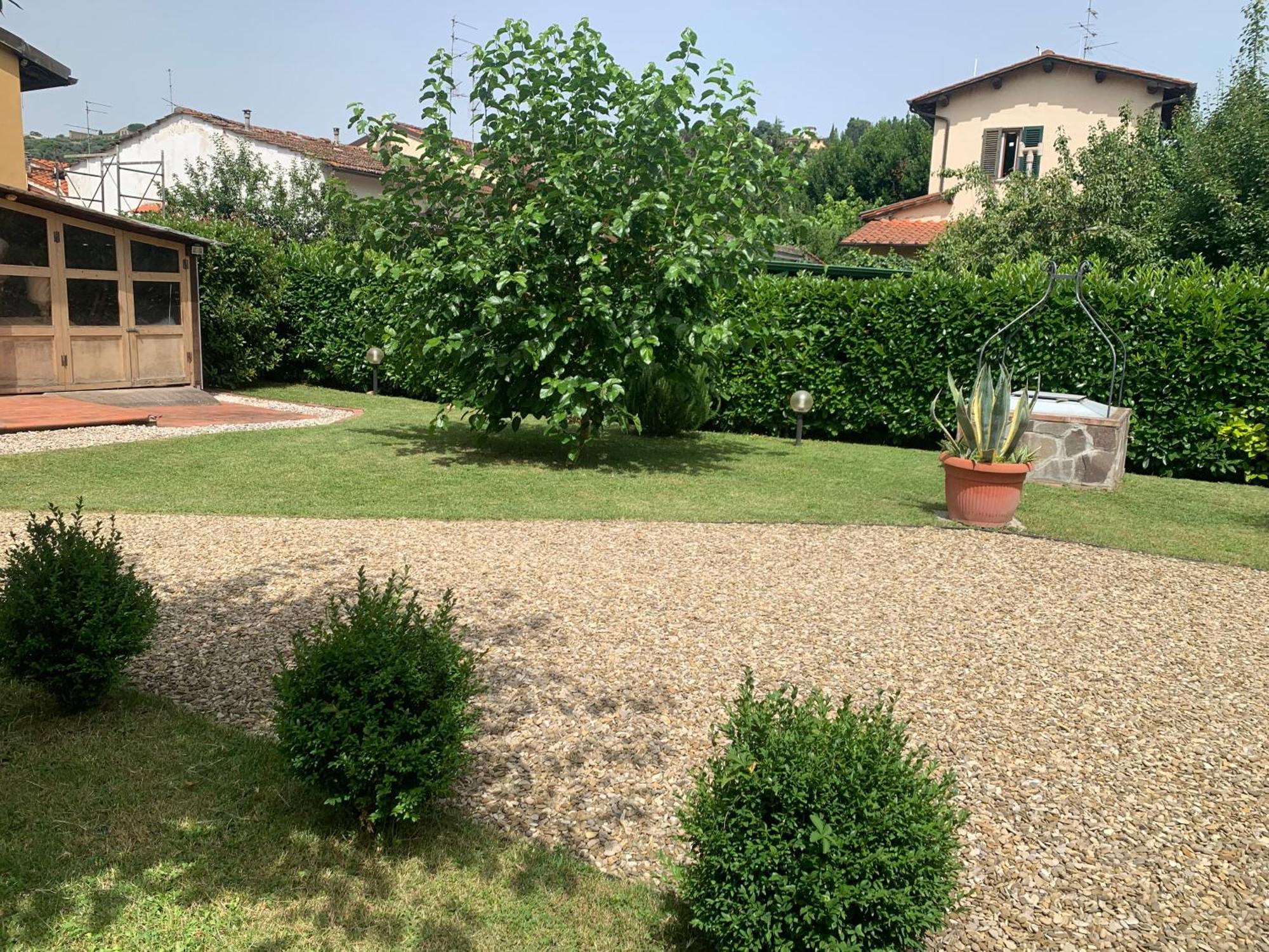 B&B Le 5 Vie Appartamento Con Camera Tripla Florens Exteriör bild
