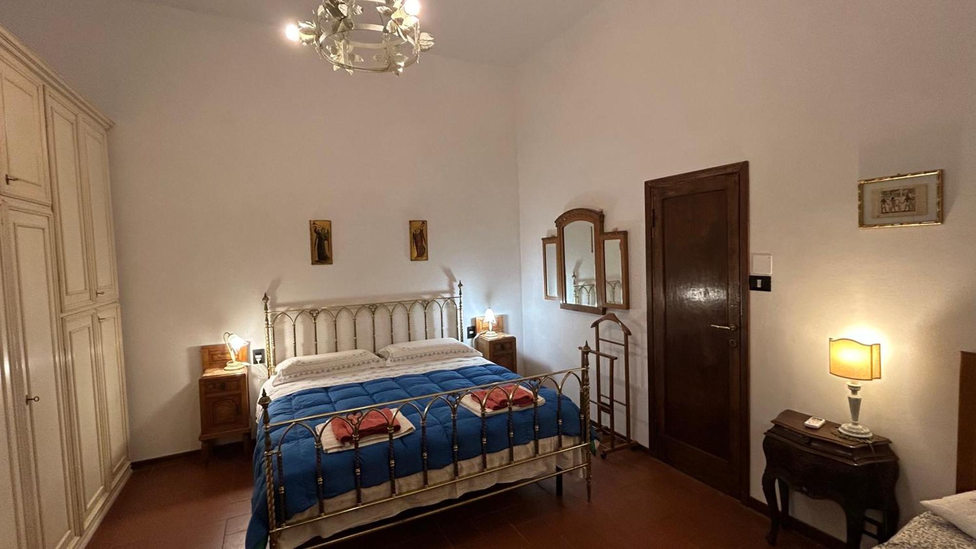 B&B Le 5 Vie Appartamento Con Camera Tripla Florens Exteriör bild