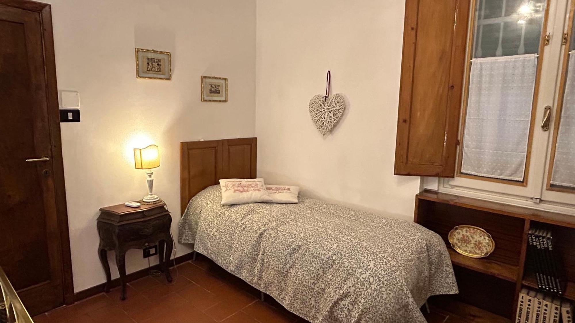 B&B Le 5 Vie Appartamento Con Camera Tripla Florens Exteriör bild